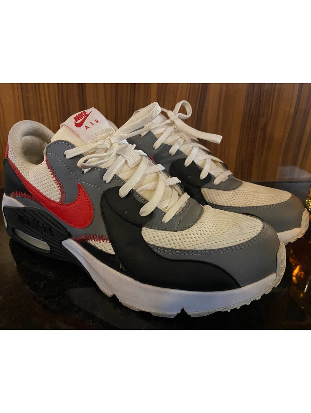 Nike Air Max Excee Men’s Low Top Lace-Up White/Red CZ9204-100 Sz. 9.5 Running EU